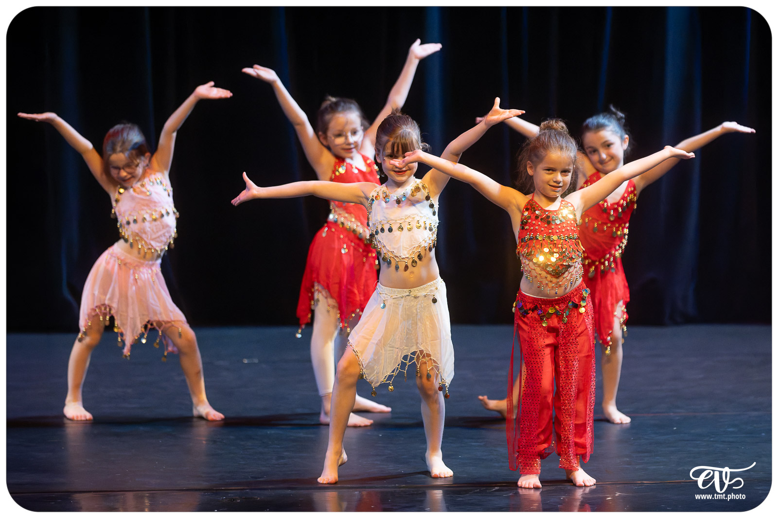 ECOLE DE DANSE CÉCILE ADAMOW
